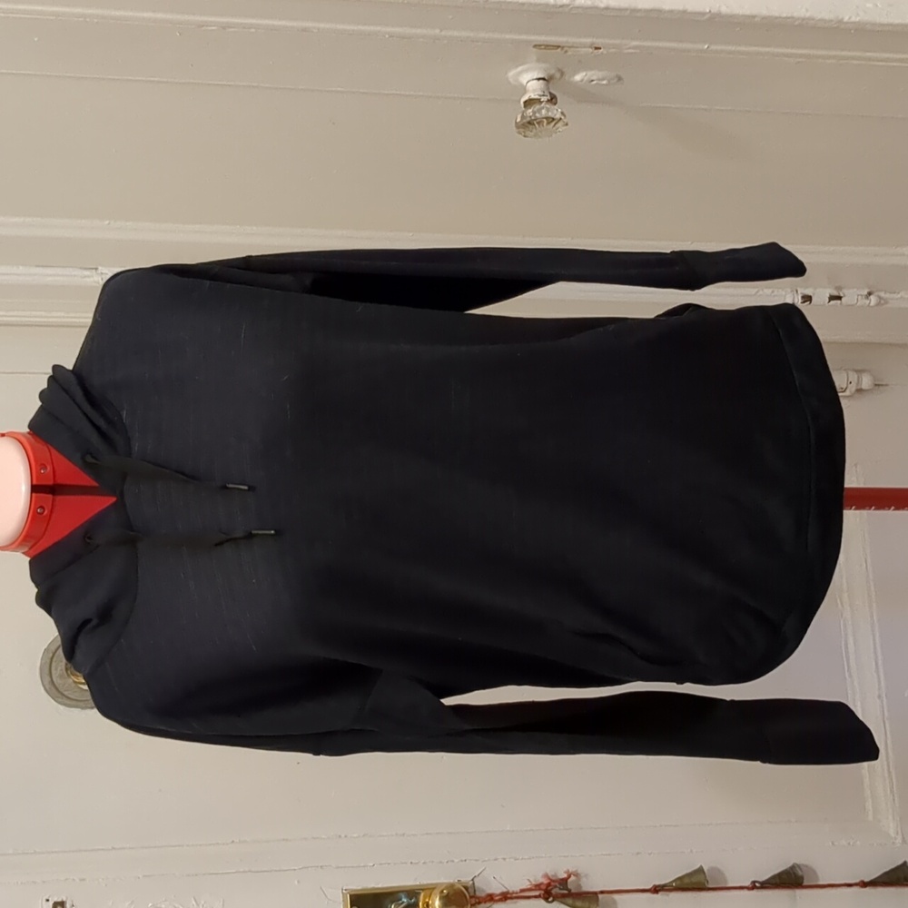 Blue GAPFit sweatshirt